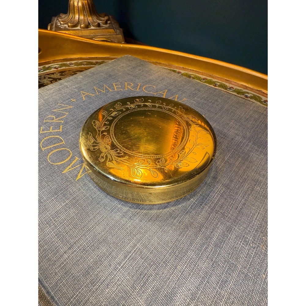 Virginia Metalcrafters Brass Trinket Box, 4.25" Round, Engraved Wreath Lid